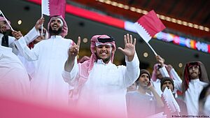 هل يجدد مونديال قطر هوية الرياضة في العالم