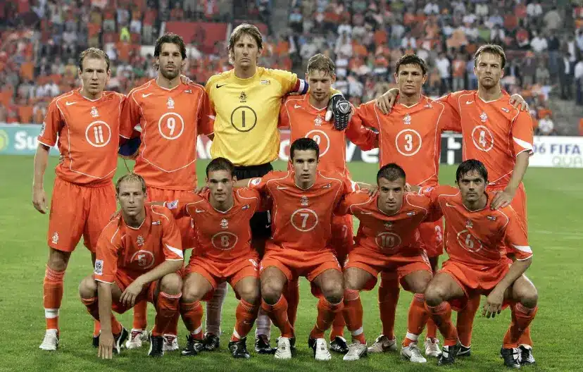 من هو الهداف التاريخي للمنتخب الهولندي 